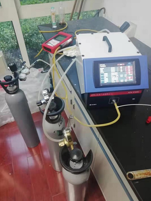 蘇州環(huán)境監(jiān)測(cè)站便攜式氣體稀釋儀現(xiàn)場(chǎng)測(cè)試