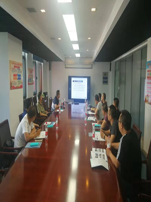 內(nèi)蒙古環(huán)境監(jiān)測站地標(biāo)現(xiàn)場驗(yàn)證工作